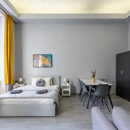 Διαμέρισμα Downtown In The Heart Of